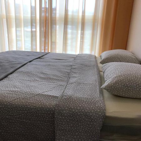 Appartement Grand Saharov à Varna Extérieur photo