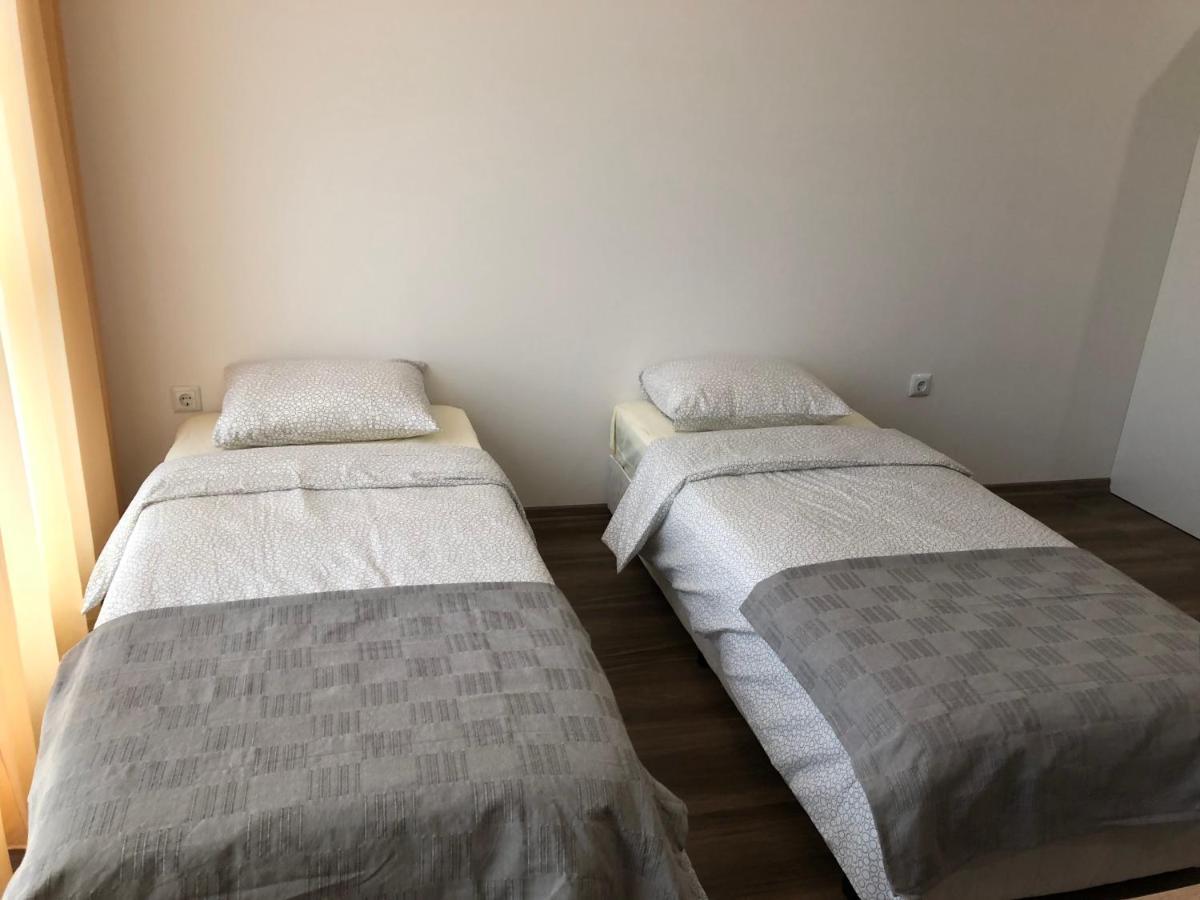 Appartement Grand Saharov à Varna Extérieur photo