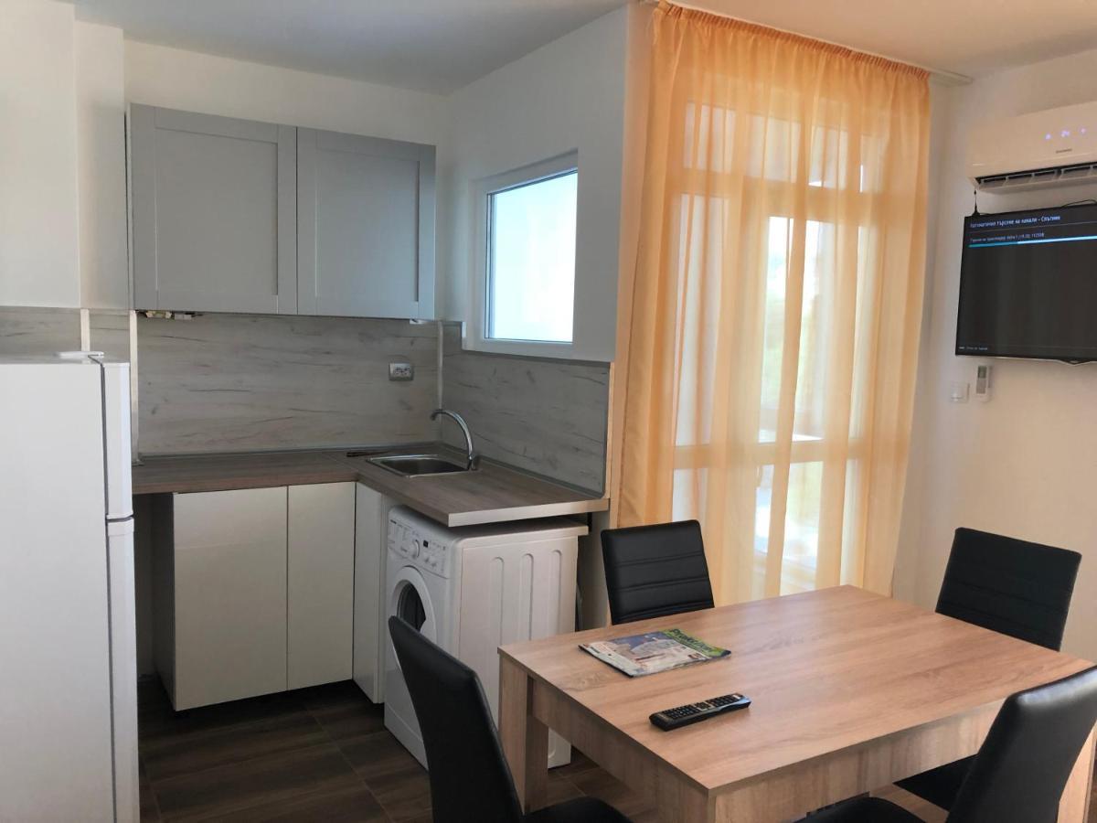 Appartement Grand Saharov à Varna Extérieur photo